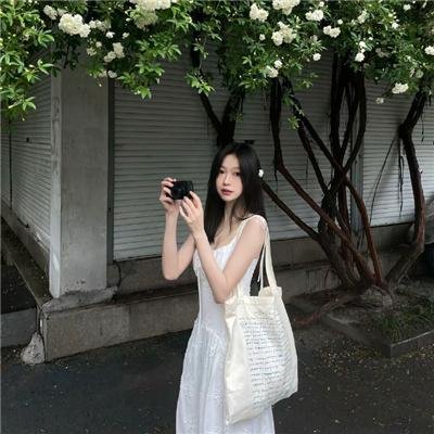 奶奶跟外婆